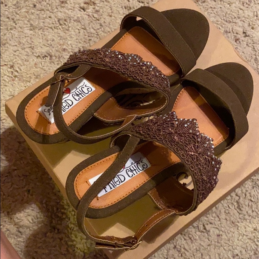 Brown wedges